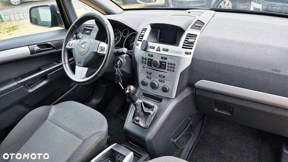 Opel Zafira 1.6 Cosmo EU5 - 39