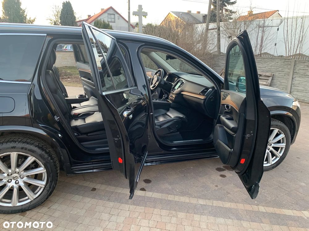 Volvo XC 90 D5 SCR AWD Inscription - 4