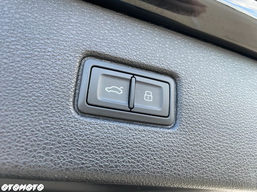 Audi Q7 50 TDI quattro tiptronic S line - 39