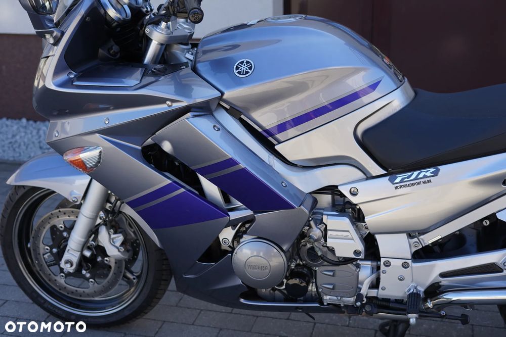 Yamaha FJR - 29
