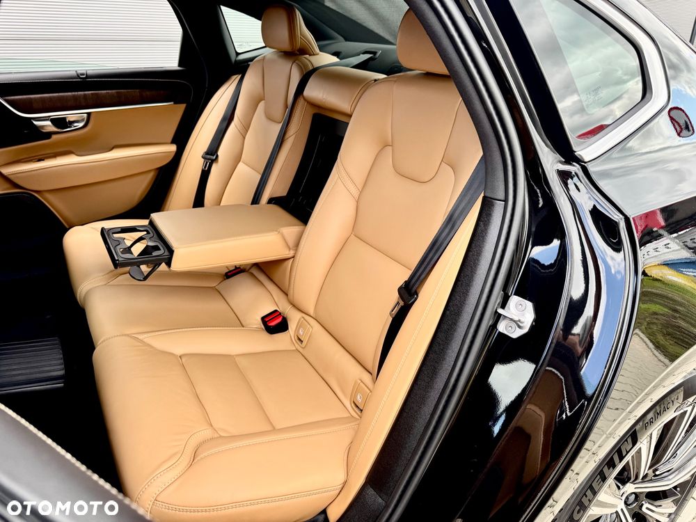 Volvo S90 T8 Twin Engine AWD Geartronic Inscription - 8