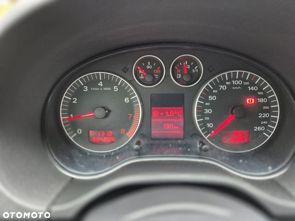 Audi A3 3-drzwiowe 1.6 Ambiente - 7