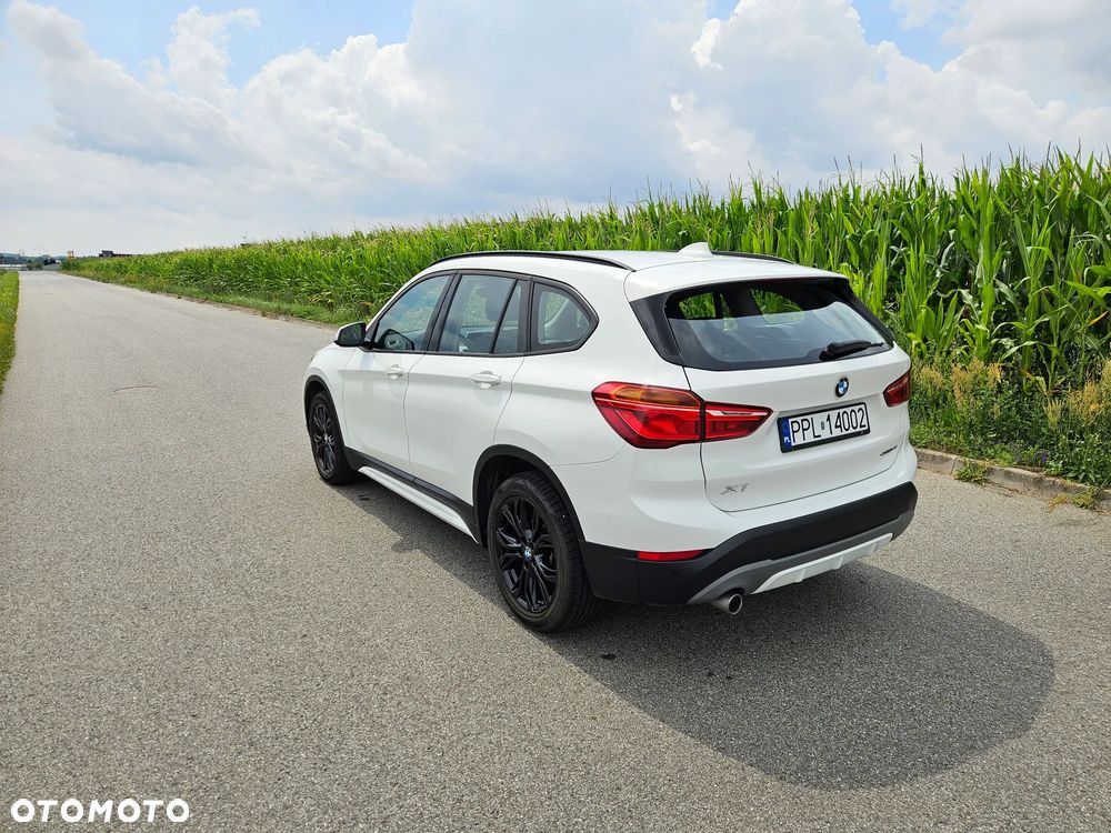 BMW X1 sDrive18i - 4