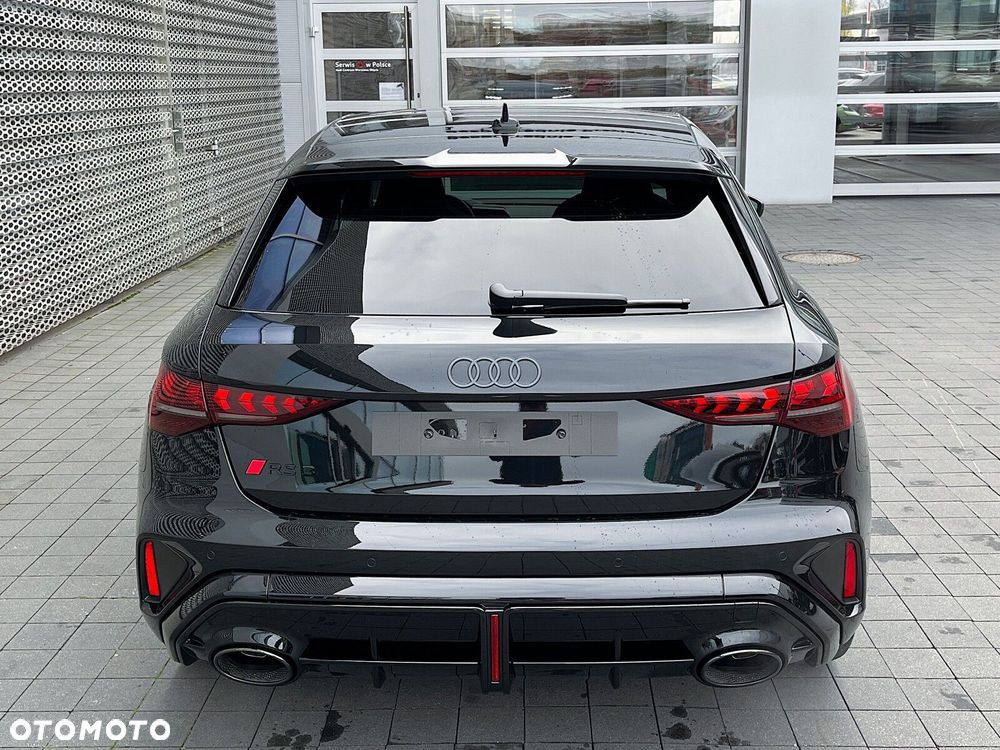 Audi RS3 Sportback - 12