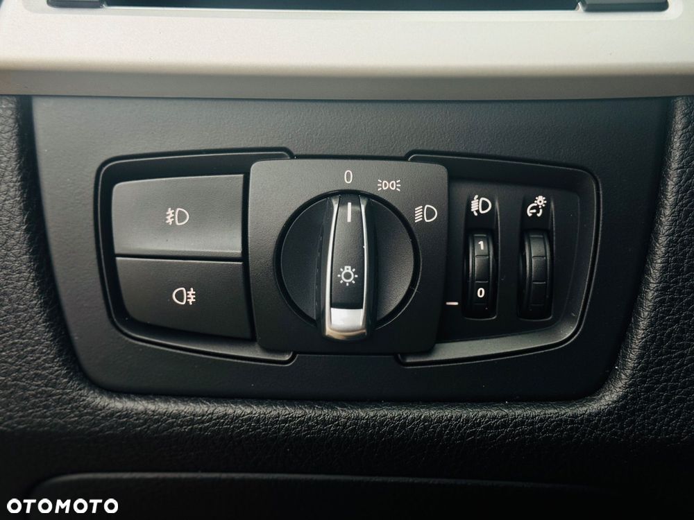 BMW Seria 3 316d DPF Edition Exclusive - 20