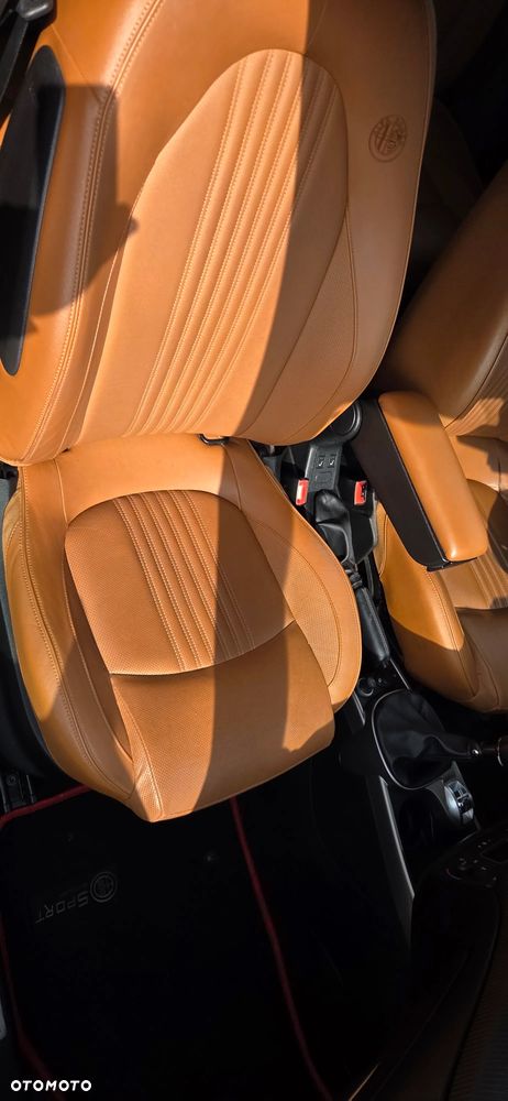 Alfa Romeo Mito TB 1.4 16V Turismo - 11