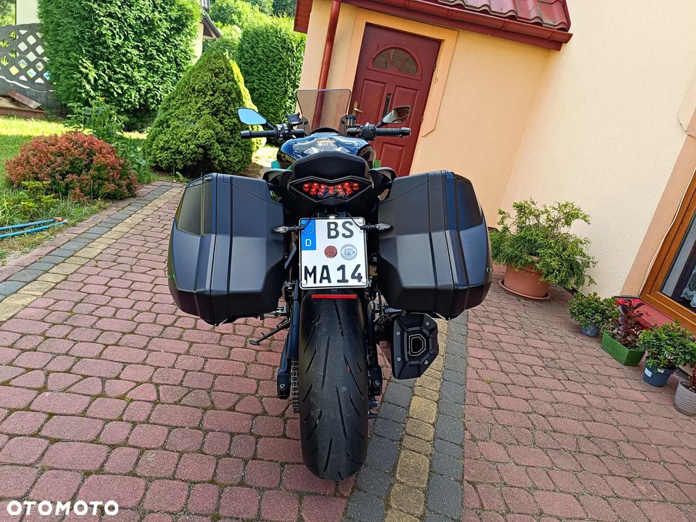 Kawasaki Ninja 1000 SX - 8