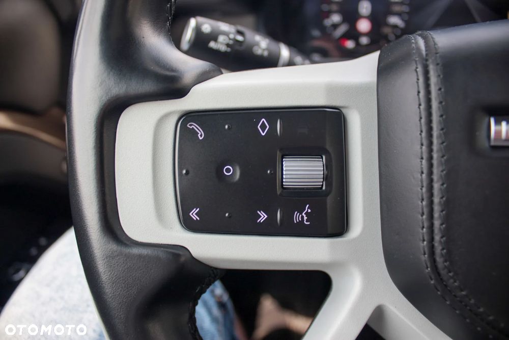 Land Rover Defender 110 D200 X-Dynamic HSE - 26