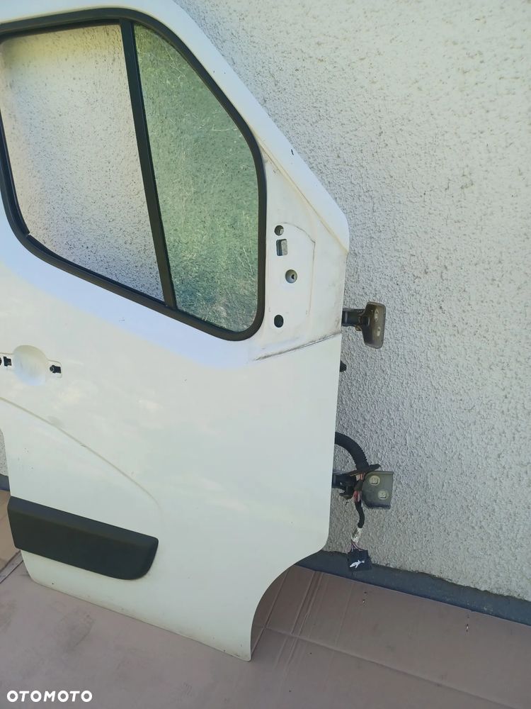DRZWI PRZEDNIE PRAWE RENAULT MASTER III - 2