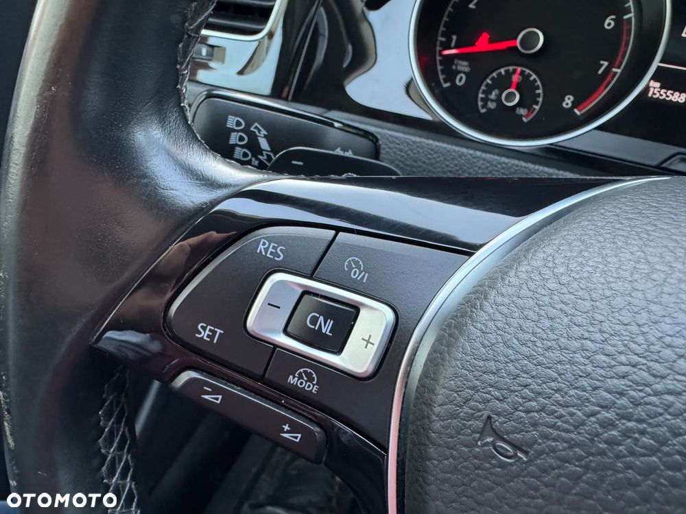 Volkswagen Golf 1.4 TSI BlueMotion Technology DSG Highline - 14