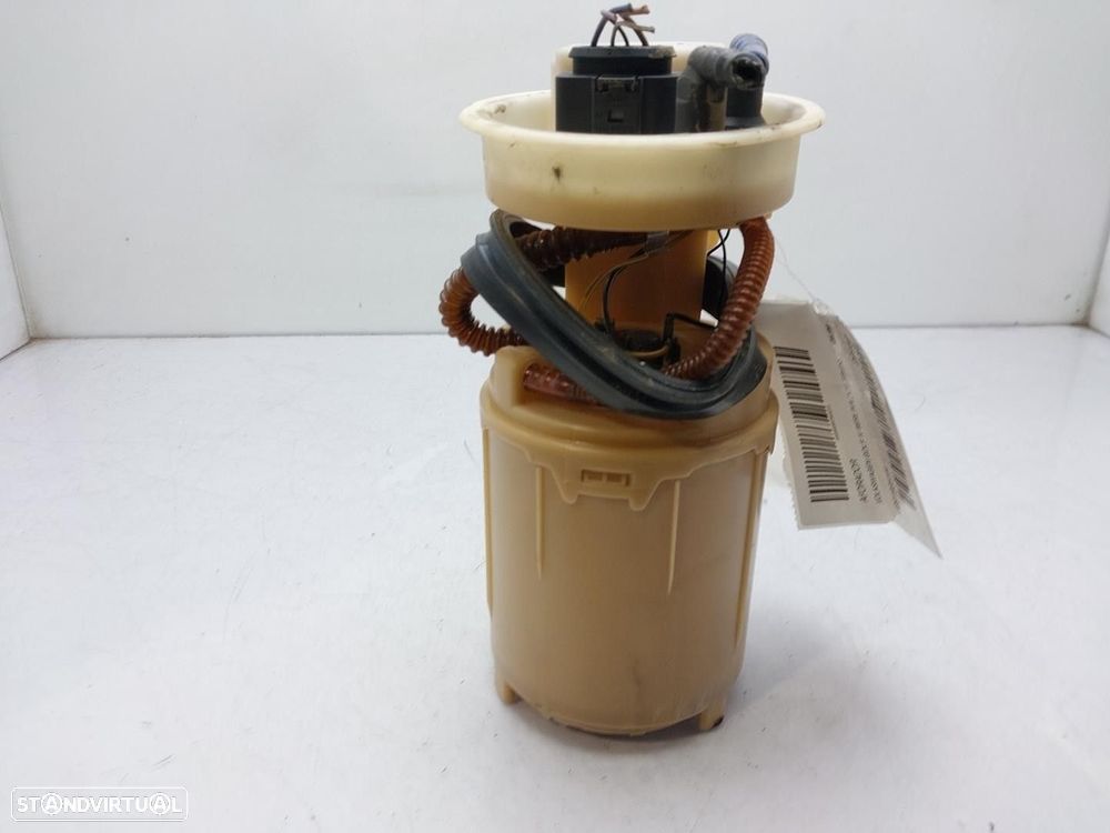 SENSOR DE COMBUSTÍVEL VOLKSWAGEN GOLF IV 2002 -1J0919051H - 2