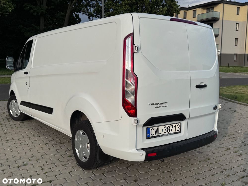 Ford TRANSIT CUSTOM - 23