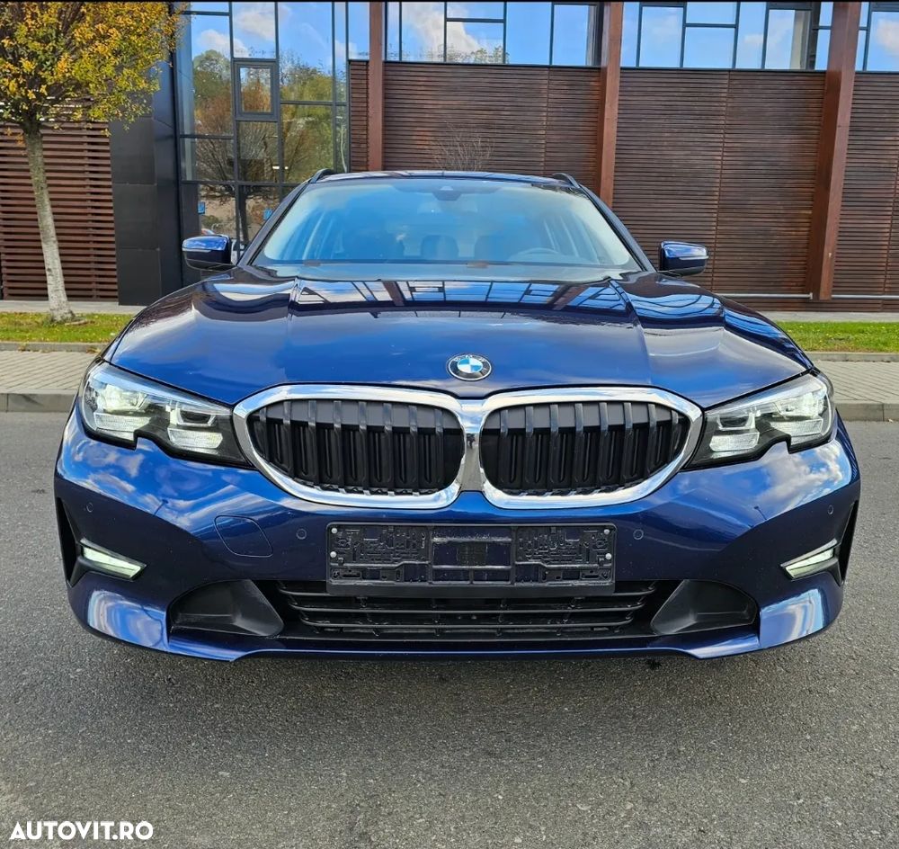 BMW Seria 3 318d Touring Aut. Sport Line - 2