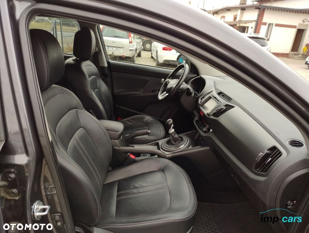 Kia Sportage - 14