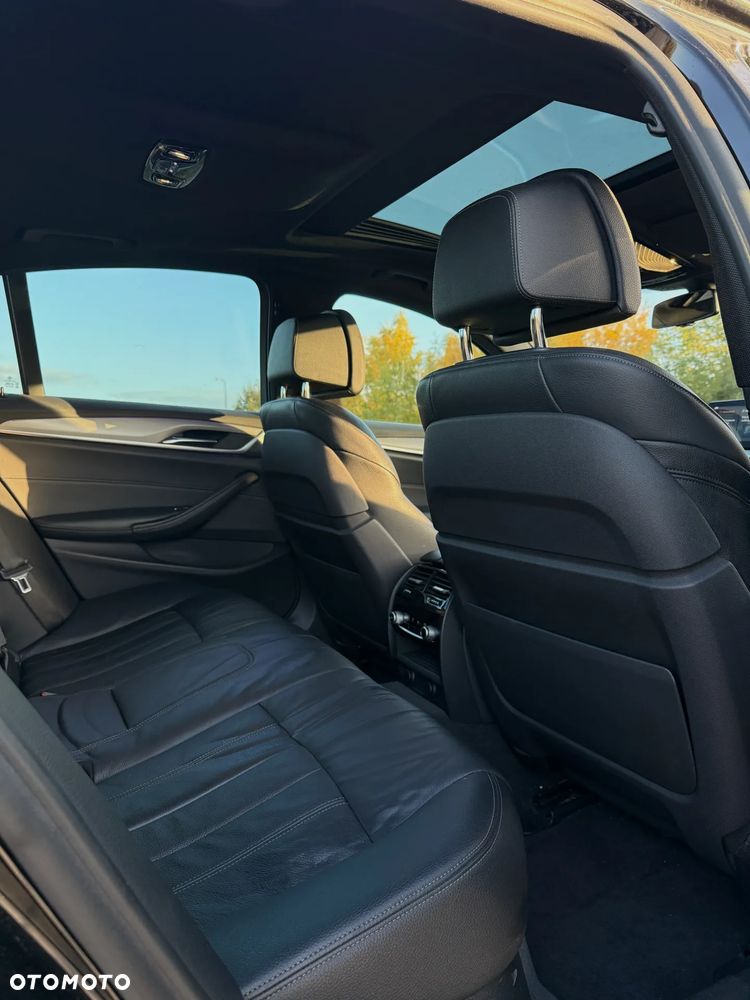 BMW Seria 5 530i xDrive M Sport Edition - 16
