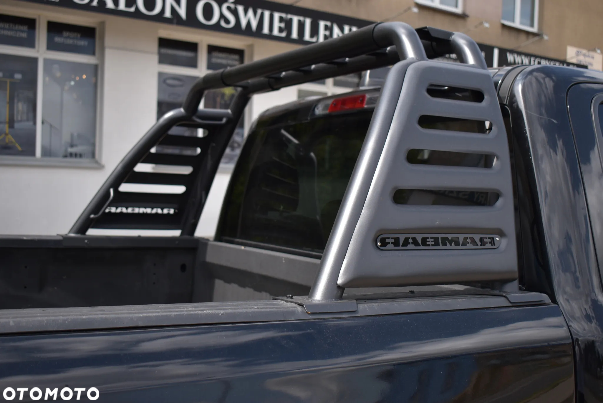 Dodge RAM - 24