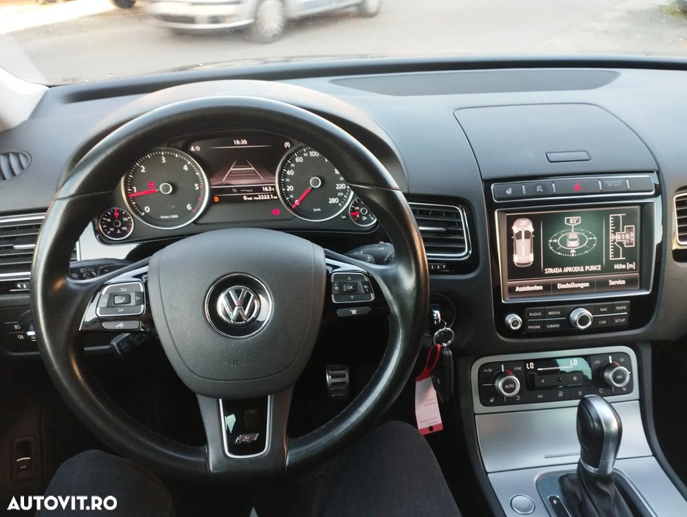 Volkswagen Touareg 3.0 V6 TDI SCR Blue Motion DPF Automatik Terrain Tech Executive Edition - 28