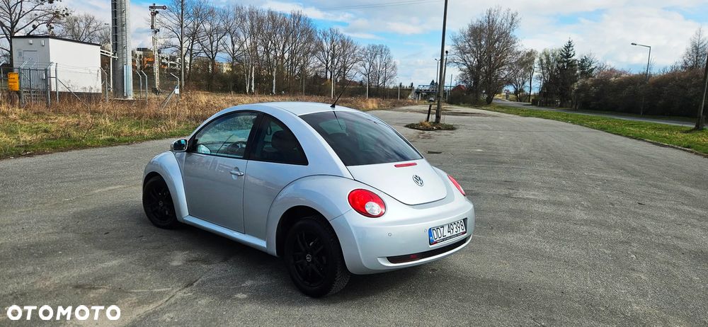 Volkswagen New Beetle 1.9 TDI DPF Freestyle - 3