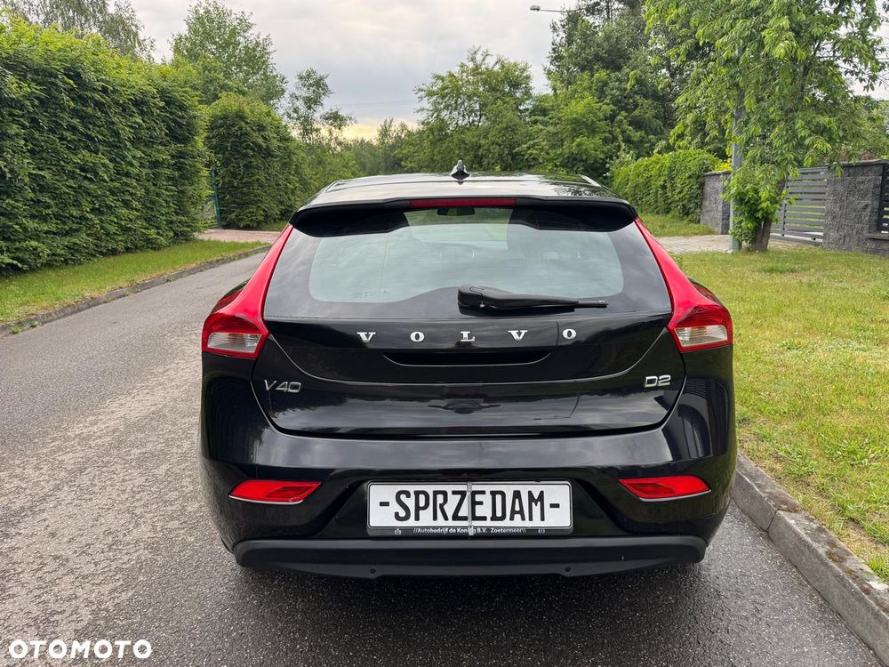 Volvo V40 D2 Summum - 6