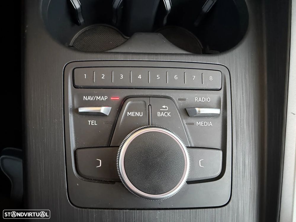 Audi A4 Avant 35 TDI S tronic - 32