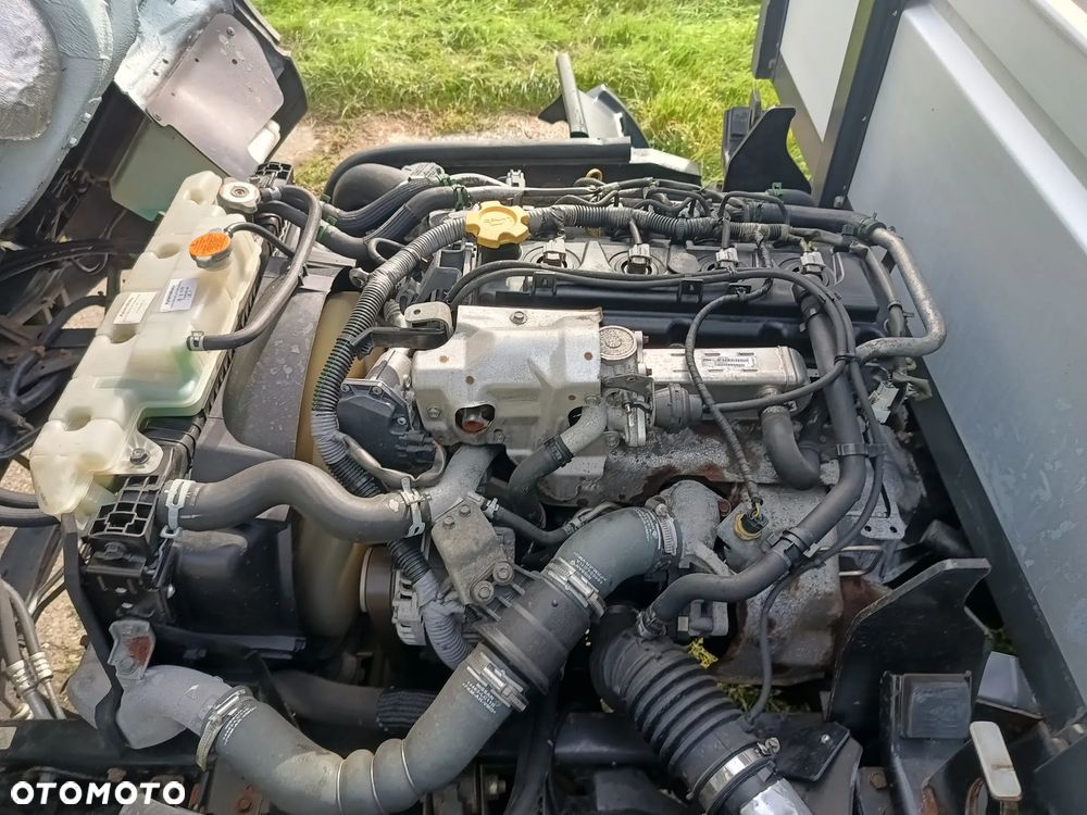 Nissan NT400 CABSTAR 3.5T Single Cab 2.5 diesel 146kM AUTO SPRAWNE, GOTOWE DO PRACY! - 15
