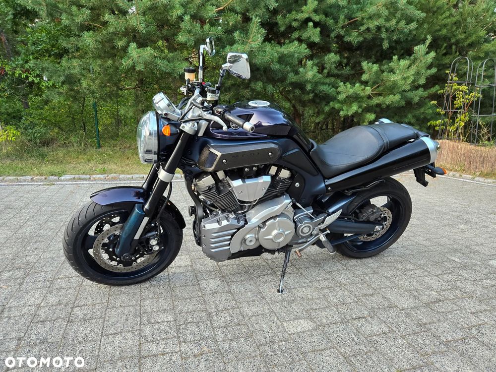 Yamaha MT - 17