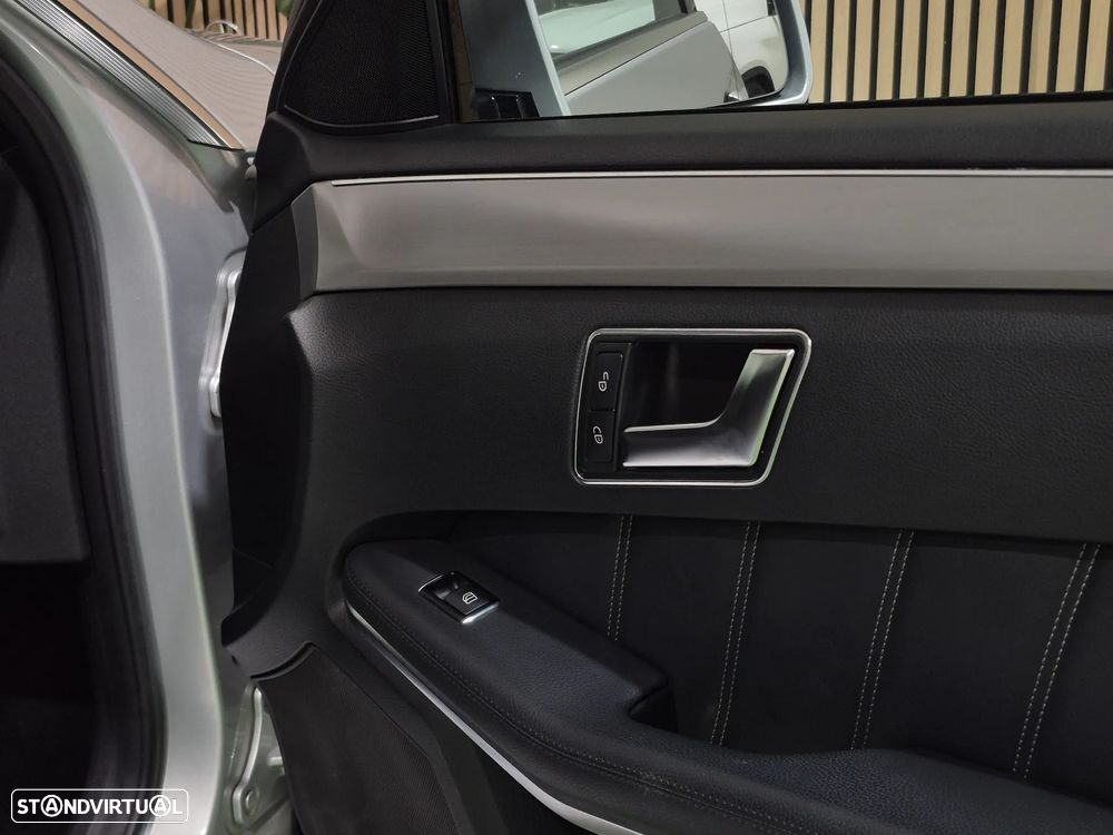 Mercedes-Benz E 300 Bluetec Hybrid Avantgarde - 17