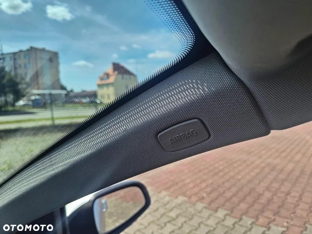 Opel Astra 1.6 Enjoy - 38