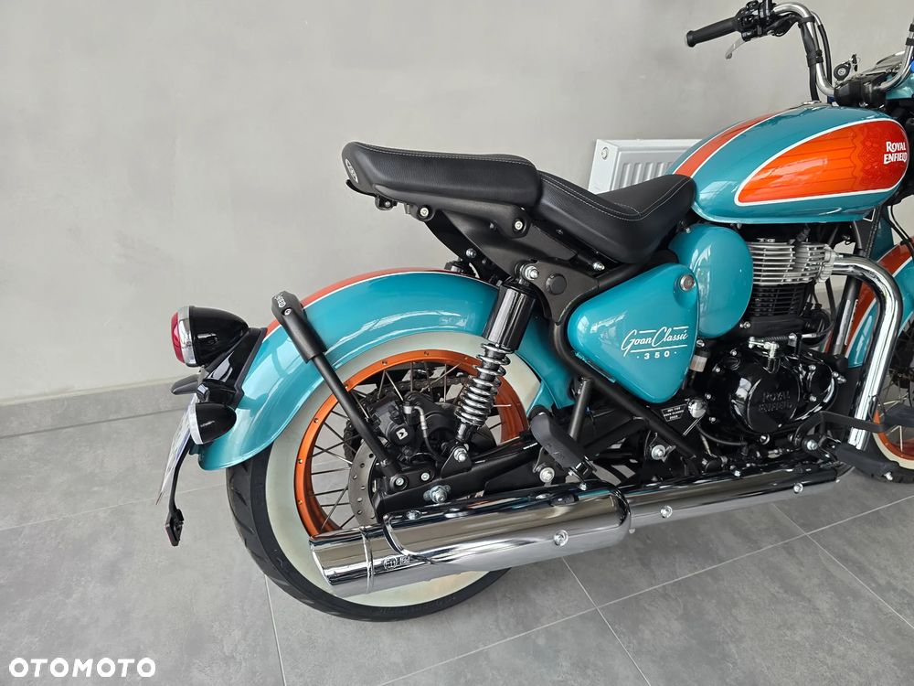 Royal Enfield Classic - 36