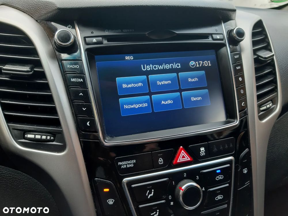 Hyundai i30 blue Kombi 1.4 YES Gold - 19