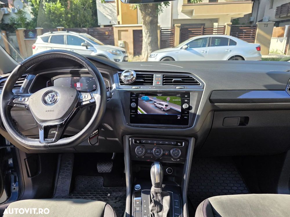 Volkswagen Tiguan 2.0 TDI DPF DSG 4Mot Comfortline - 37