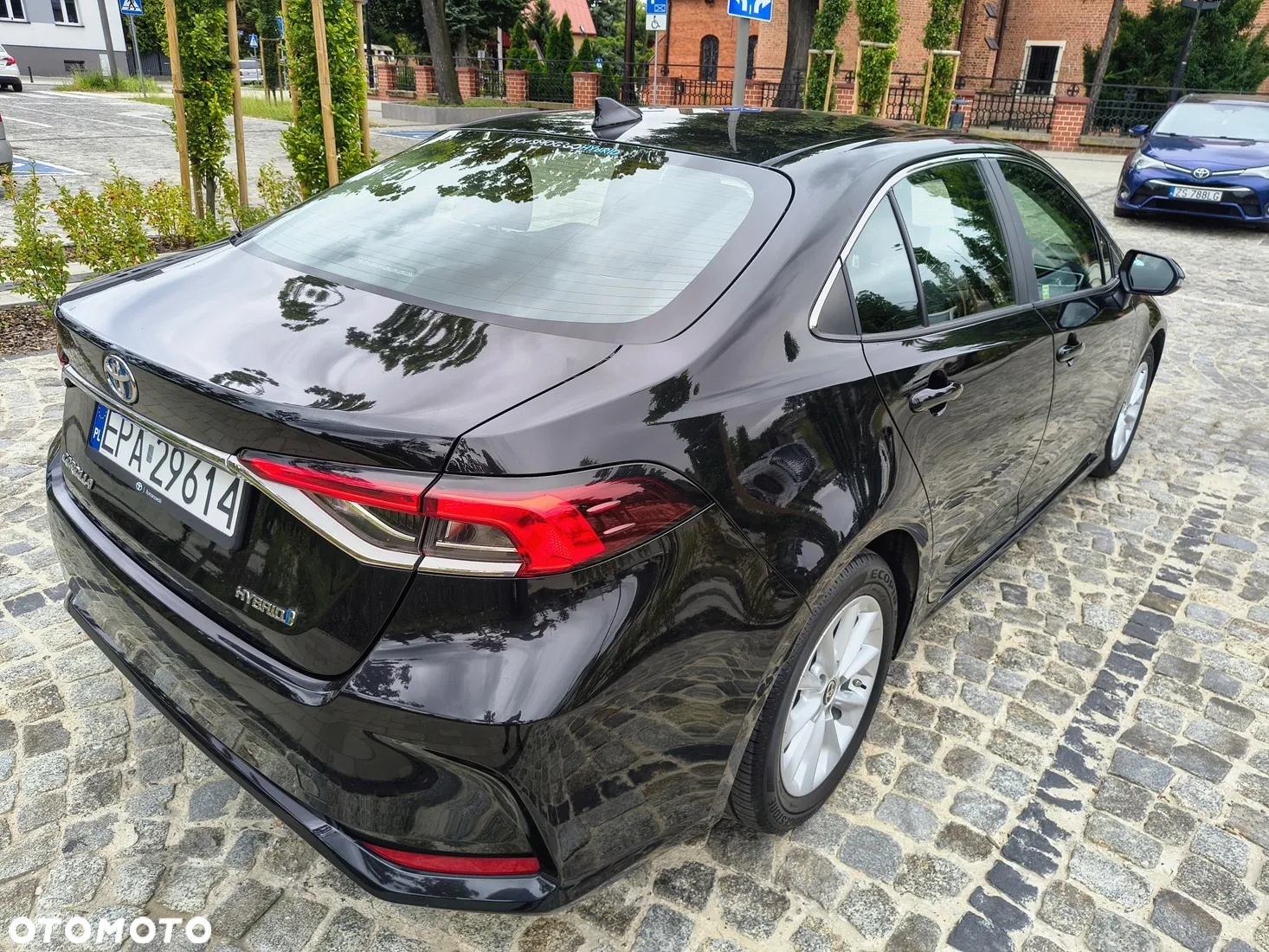 Toyota Corolla 1.8 Hybrid Comfort - 4