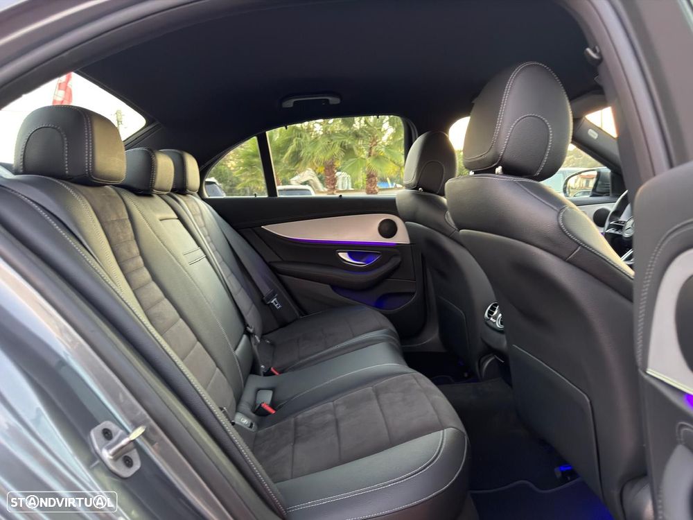 Mercedes-Benz E 300 de AMG Line - 13
