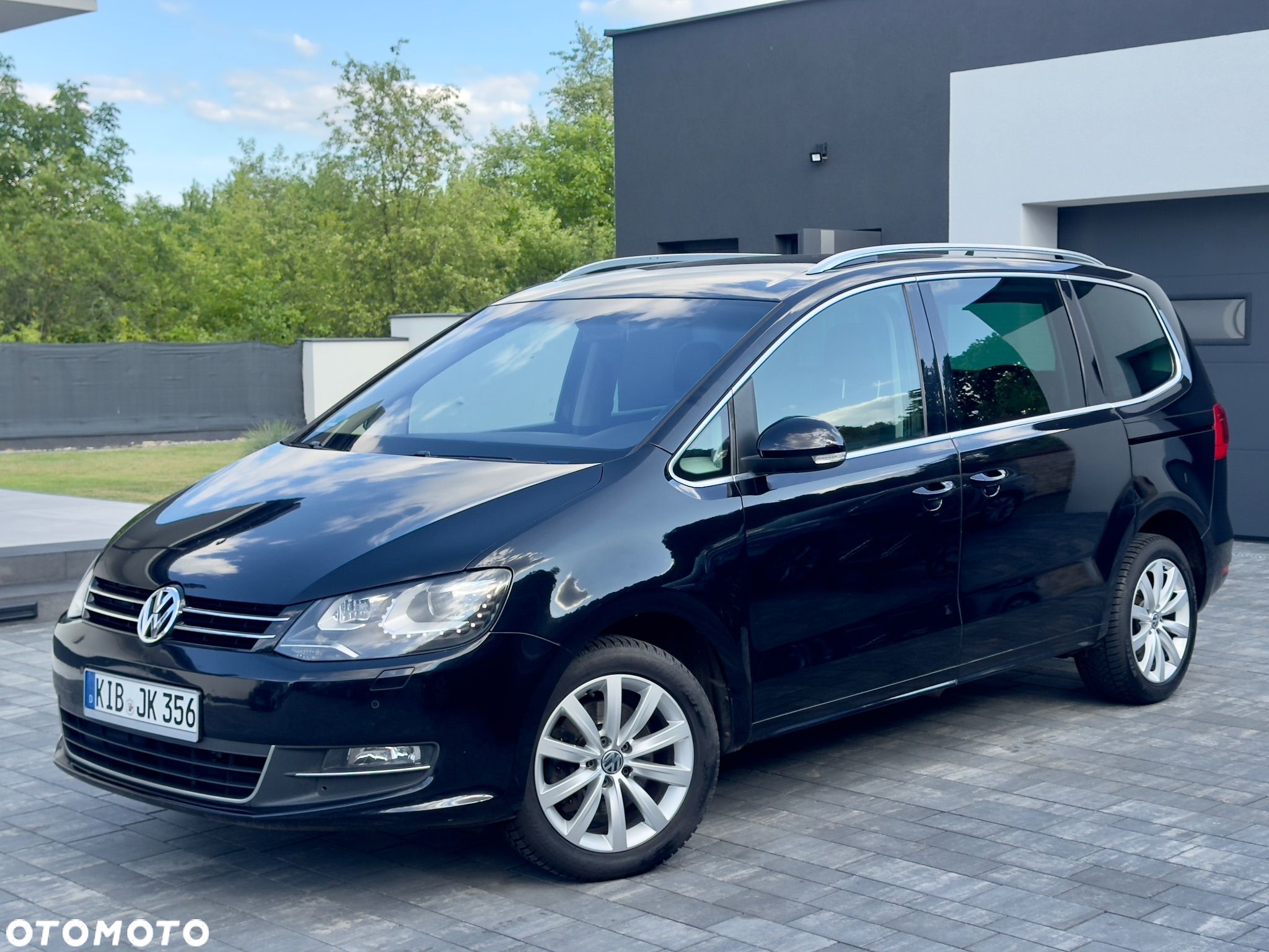 Volkswagen Sharan - 1