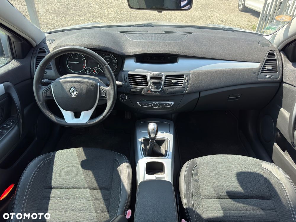 Renault Laguna dCi 110 FAP Expression - 21