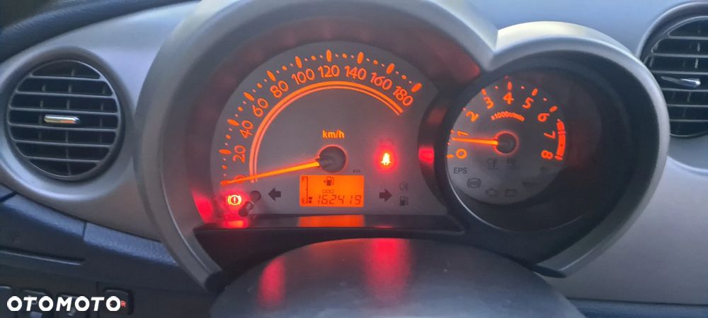 Daihatsu Trevis 1.0 Junior - 8