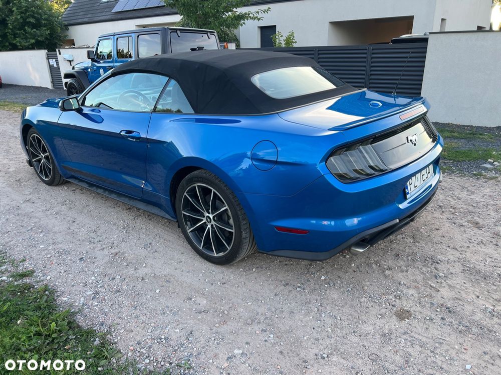 Ford Mustang - 13