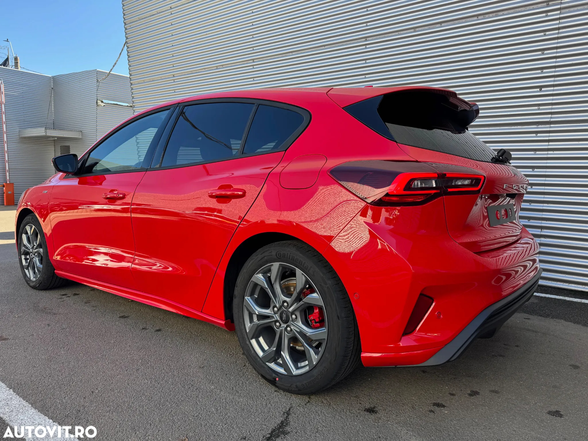 Ford Focus 1.0 EcoBoost MHEV ST-Line X - 13