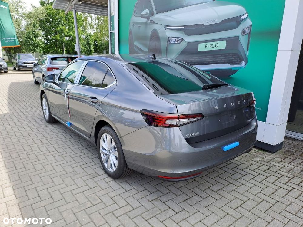 Skoda Superb 2.0 TDI SCR Drive DSG - 3