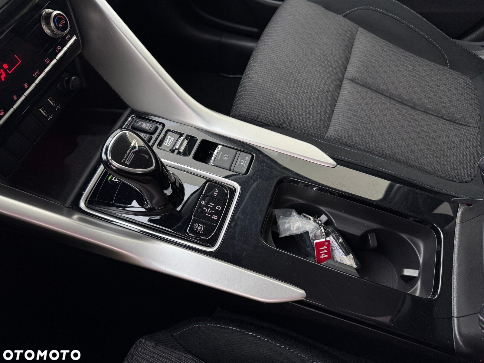 Mitsubishi Eclipse Cross - 28