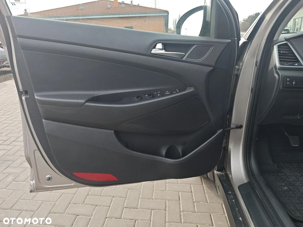 Hyundai Tucson 1.6 GDi Comfort 2WD - 10