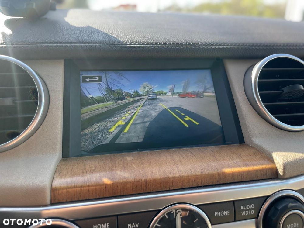 Land Rover Discovery 3.0 SD V6 HSE - 12