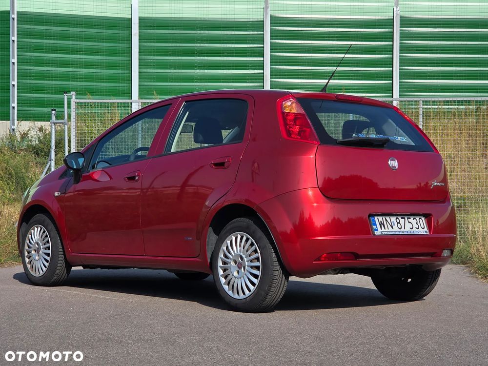Fiat Grande Punto - 2