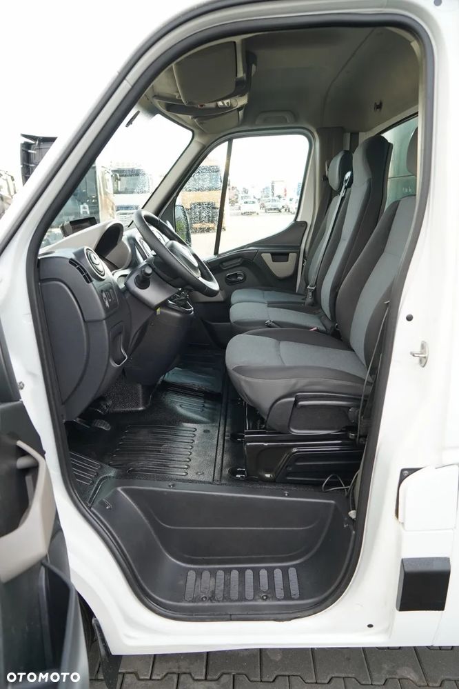 Renault MASTER / WYWROTKA TYLNOZSYPOWA / 3 MIEJSCA / BLIŹNIAK / MANUAL / SPROWADZONA - 28