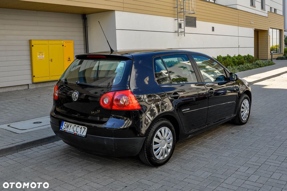 Volkswagen Golf - 4
