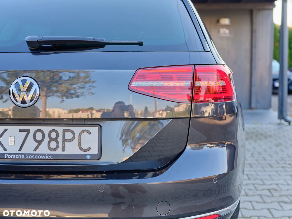 Volkswagen Passat 2.0 TDI SCR Highline DSG - 25
