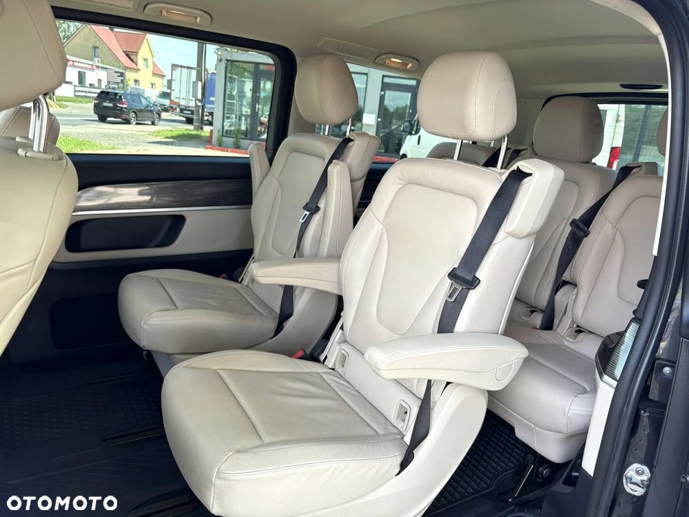 Mercedes-Benz Klasa V 300 d 4-Matic Avantgarde 9G-Tronic (d³ugi) - 24