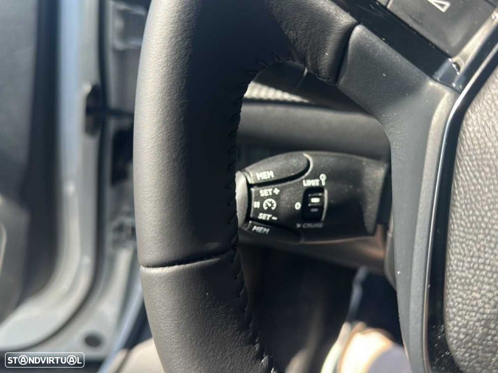 Peugeot 2008 1.2 Style — fotografia 14