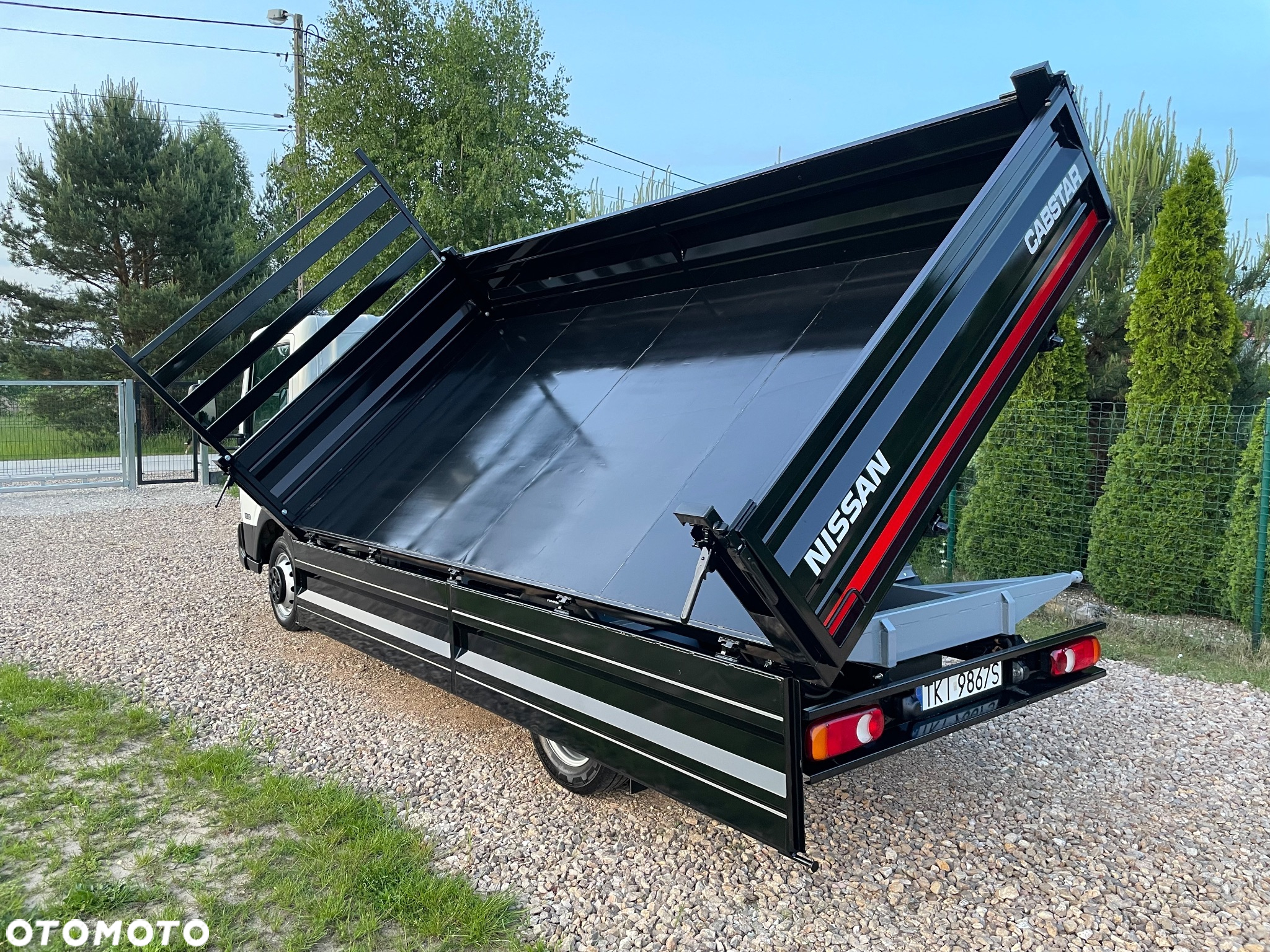 Nissan Cabstar - 3