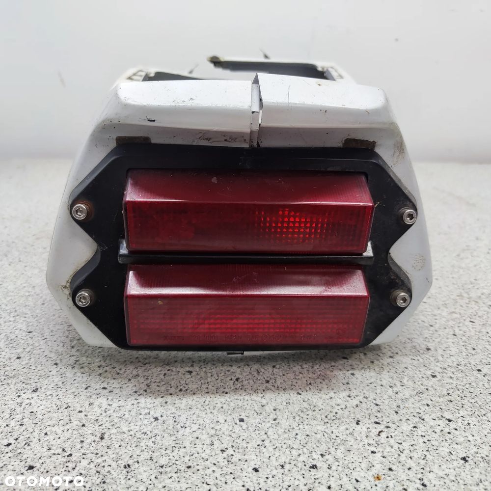 Owiewka, osłona, bok, boczek, ogon, zadupek, lampa tył, tylna Yamaha FZR 600 FZR600 - 6